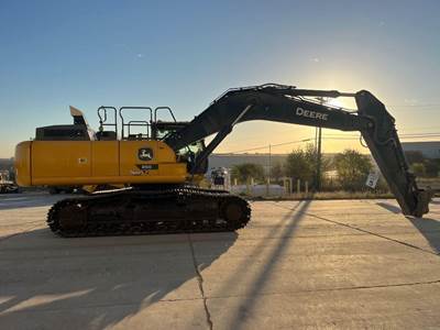 John Deere 350 P-TIER Excavator