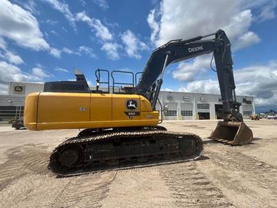 John Deere 350 P-TIER Excavator