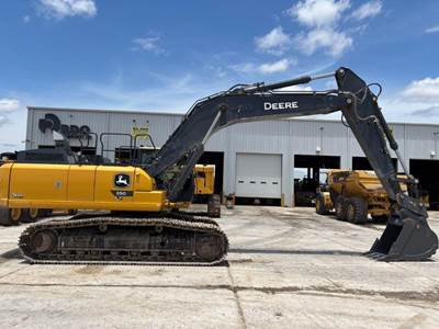 John Deere 350 P-TIER Excavator