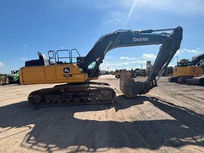 John Deere 350 P-TIER Excavator