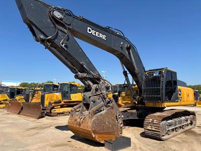 John Deere 350 P-TIER Excavator