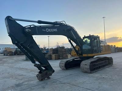 John Deere 350 P-TIER Excavator