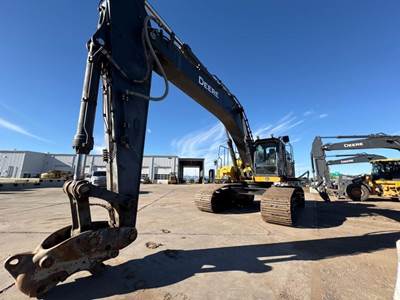 John Deere 470 P-TIER Excavator