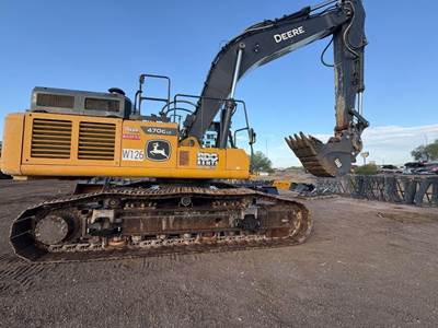 John Deere 470G LC Excavator