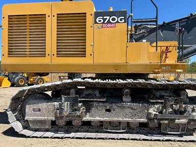 John Deere 670G LC Excavator
