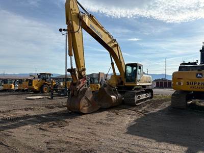 Komatsu PC400LC-7 Excavator