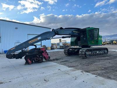 John Deere 803M Tracked Feller Buncher