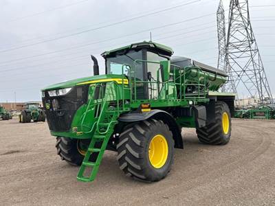 John Deere 800R Floater