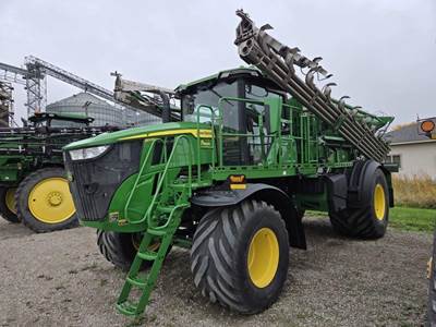 John Deere 800R Floater