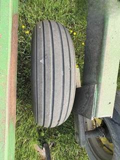 John Deere 980 Cultivator