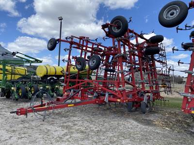 Wil-Rich 13XL2 37-47 Cultivator