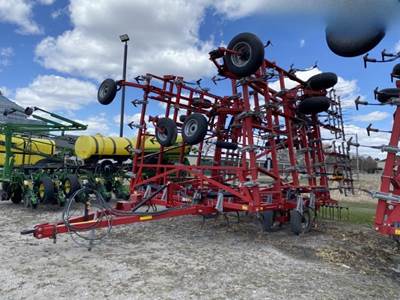 Wil-Rich 13XL2 37-47 Cultivator