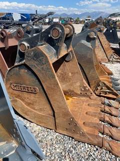 B&D Fabricators 350HD42 Bucket