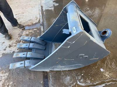 Gannon 710WR24 Bucket