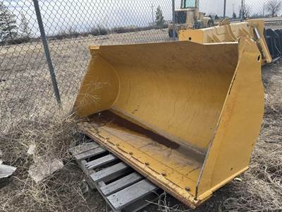 John Deere 204K.8C Bucket