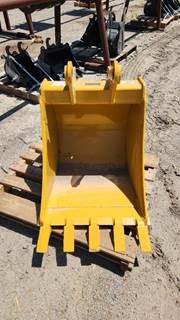 John Deere 310HD24 Bucket