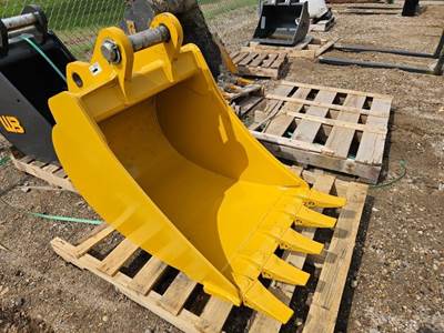 John Deere 310SL24 Bucket