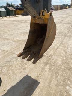 John Deere 410HD18 Bucket