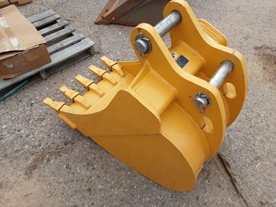 John Deere 410HD24 Bucket
