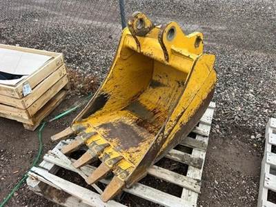 John Deere 410HD24 Bucket