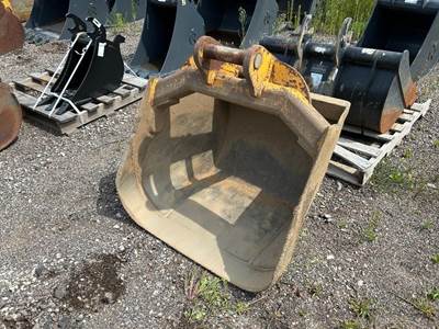 John Deere 410S36 Bucket