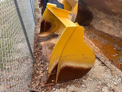 John Deere 524P2.5C Bucket