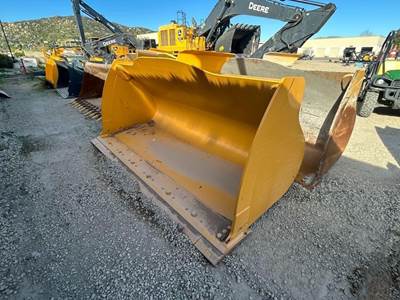 John Deere 644P4.25 Bucket