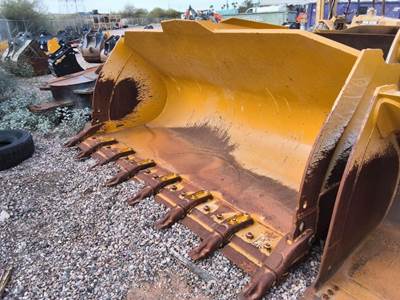 John Deere 744P 5.5YD W Bucket