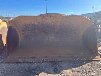 John Deere 824P6.25P Bucket