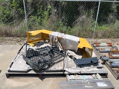 John Deere CAB Bucket