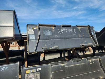 John Deere CE60 Bucket