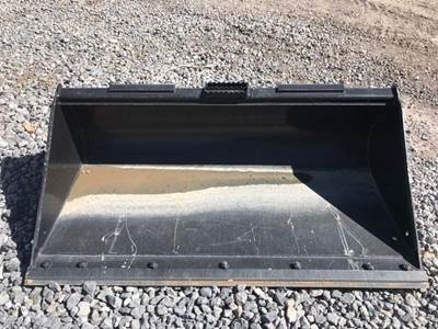 John Deere CE66 Bucket