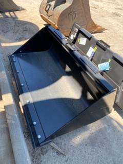 John Deere CE66 Bucket