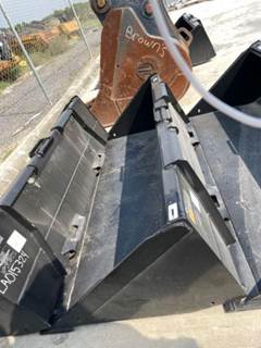 John Deere CE72 Bucket