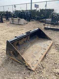 John Deere CE72 Bucket