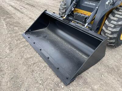 John Deere CE72 Bucket