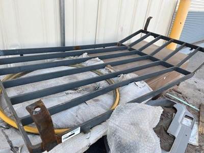 John Deere EXCGUARD Bucket