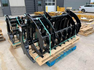 John Deere ROOTRAKE84 Bucket