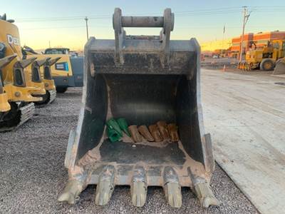 Tag 66" 5.48 CUY Bucket