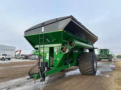 Brent V1300 Grain Cart