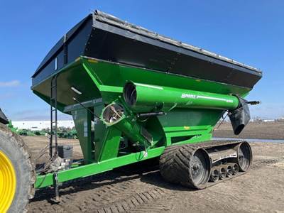 Brent V1500 Grain Cart