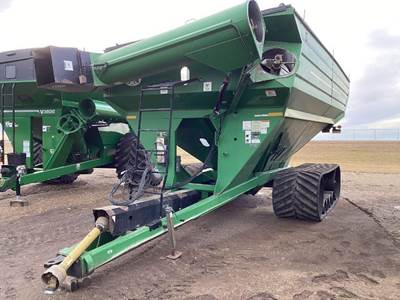 J&M 1326-22S Grain Cart