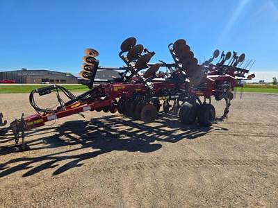 Case IH ECOLO-TIGER 875 Ripper