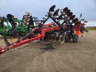 Case IH Ecolo-Tiger 870 Ripper
