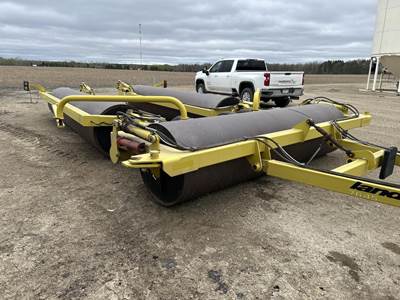 Degelman LR7645 Land Roller