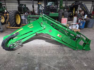 2021 John Deere 640 Self-Leveling Loader w/ Grapple & 2450MM Bucket, Global Carrier