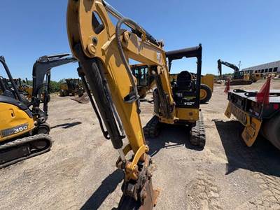 Caterpillar 303 CR Mini Hydraulic Excavator