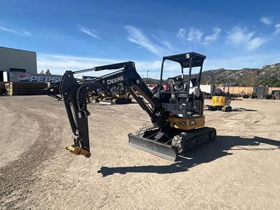 John Deere 26 P-TIER Mini Excavator