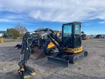 John Deere 30 P-TIER Mini Excavator