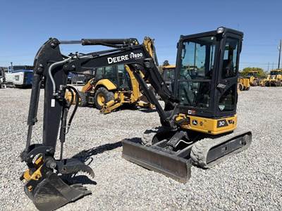 John Deere 30 P-TIER Mini Excavator